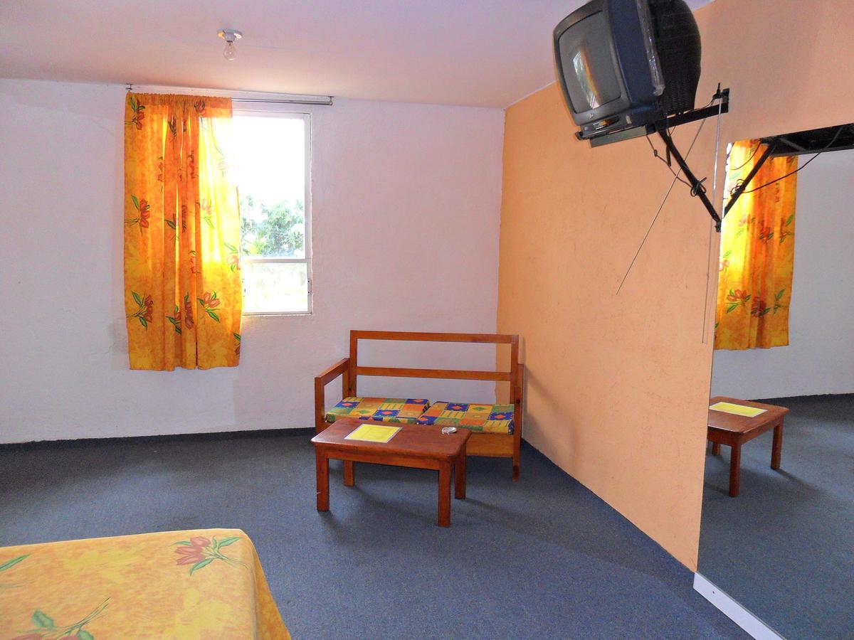 Hotel Las Cabanas San Felipe del Progreso Екстер'єр фото